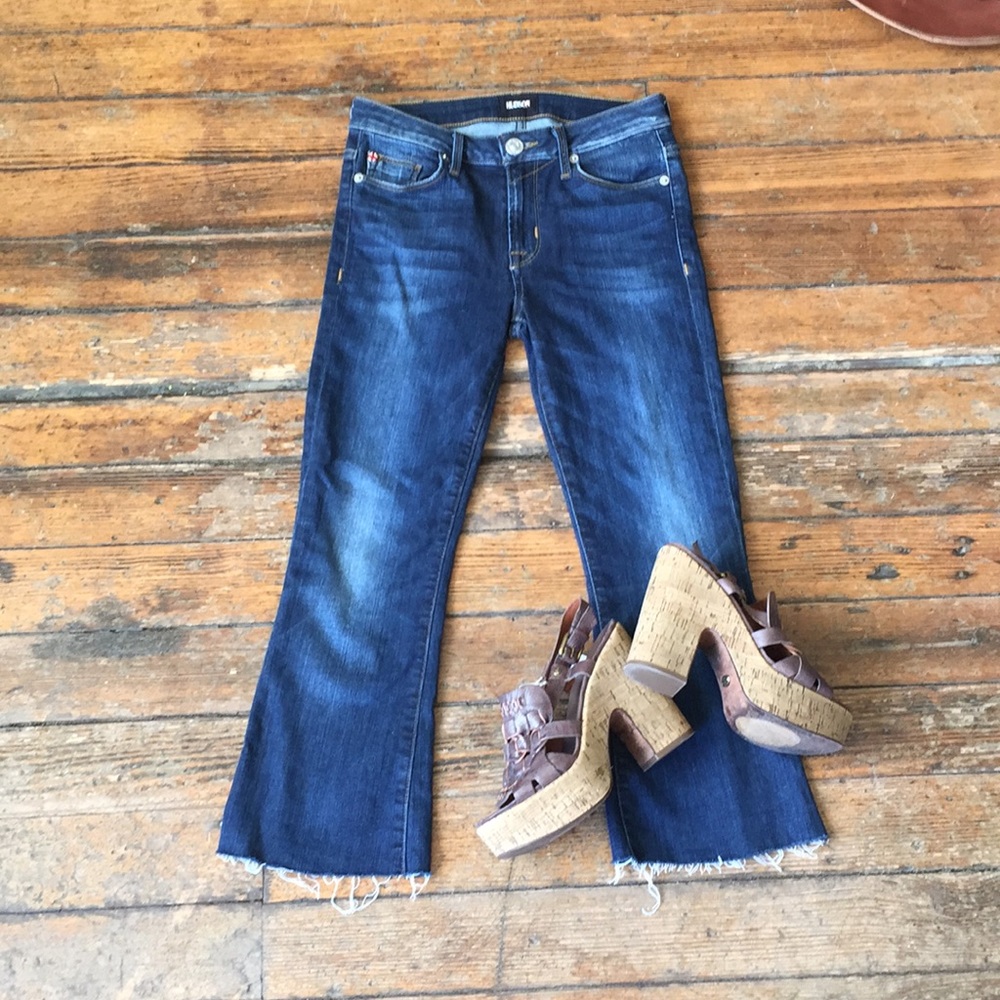 HUDSON JEANS CUT OFF RAW EDGE DENIM CAPRI